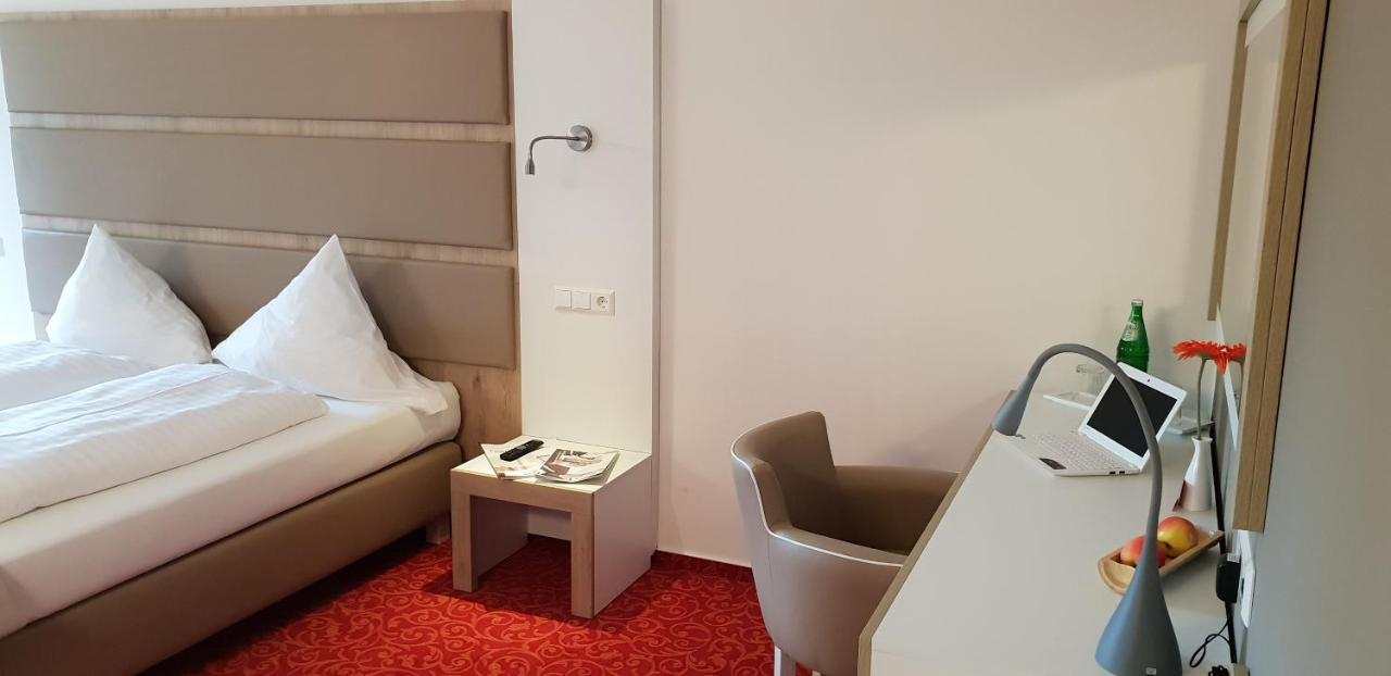 Confour Hotel Burgdorf  Extérieur photo