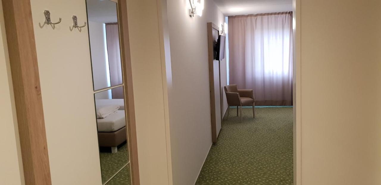 Confour Hotel Burgdorf  Extérieur photo